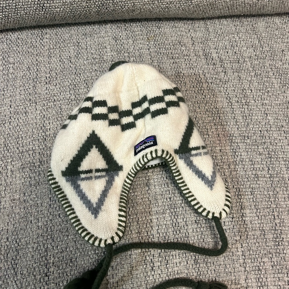 Patagonia Kids' Cream and Black Patterned Earflap Hat